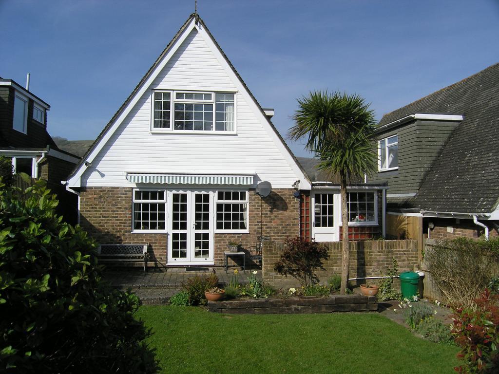 3 Bedroom Detached For Sale in Penlands Vale, Steyning, West Sussex