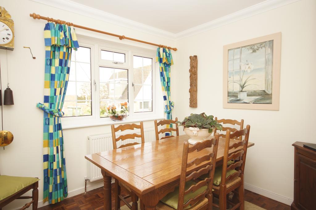 3 Bedroom Detached For Sale in Penlands Vale, Steyning, West Sussex
