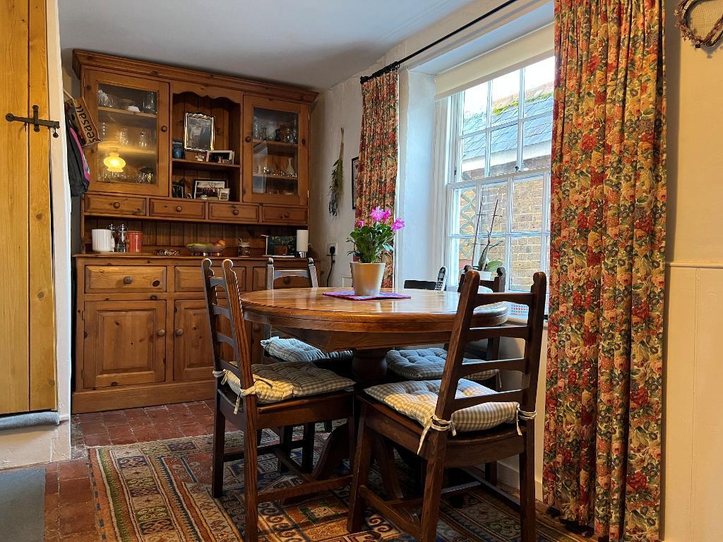 3 Bedroom End Terraced For Sale in Elm Grove Cottages, Elm Grove Lane