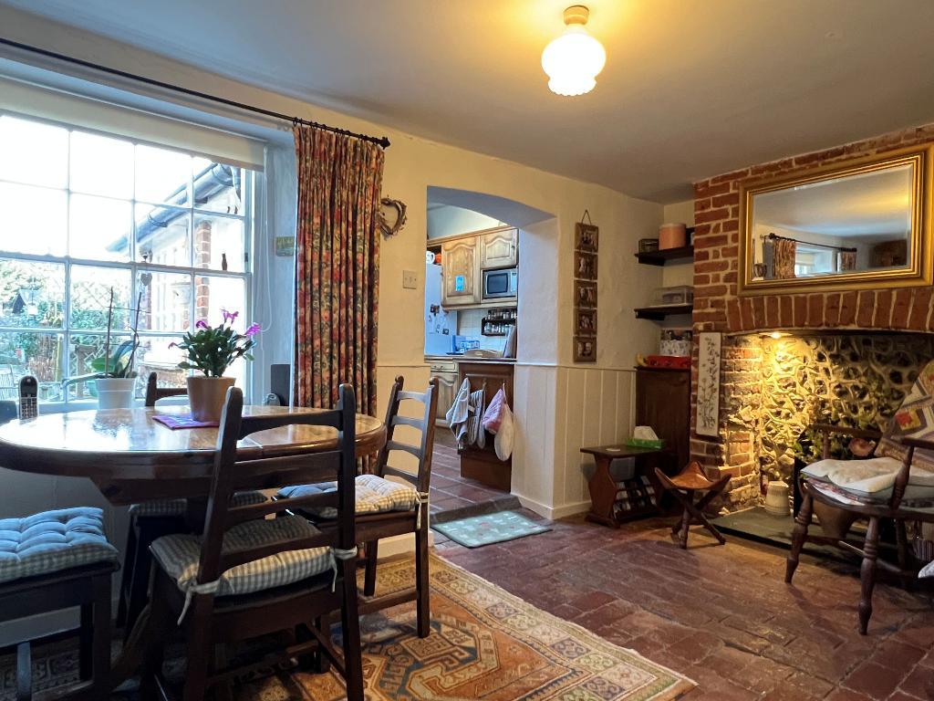3 Bedroom End Terraced For Sale in Elm Grove Cottages, Elm Grove Lane
