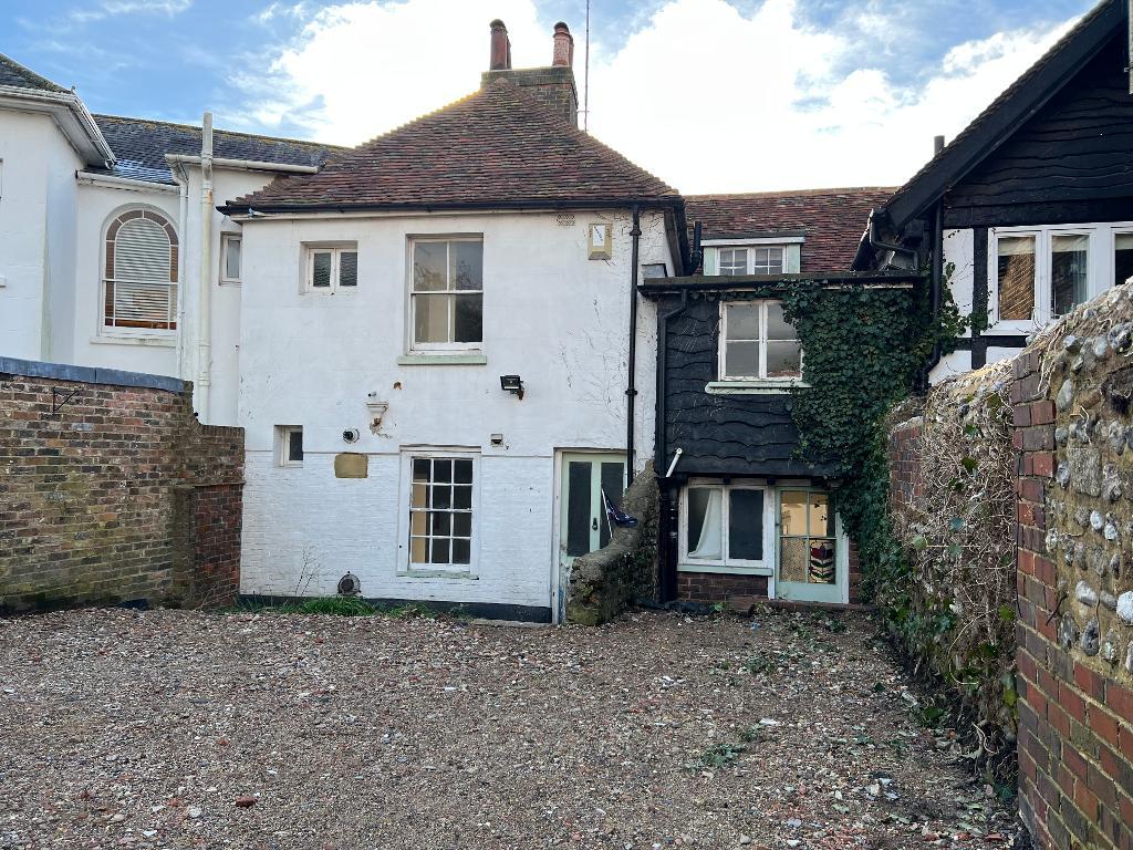 3 Bedroom High Street Shop and Flat For Sale in High Street, Steyning