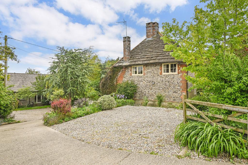 4 Bedroom Detached For Sale in King's Barn Lane, Steyning, West Sussex, BN44 3YR Hamilton