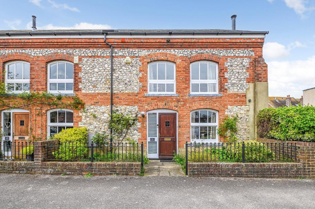 4 Bedroom End Terraced For Sale in The Old Courthouse, Bank Passage, Steyning, West Sussex, BN44