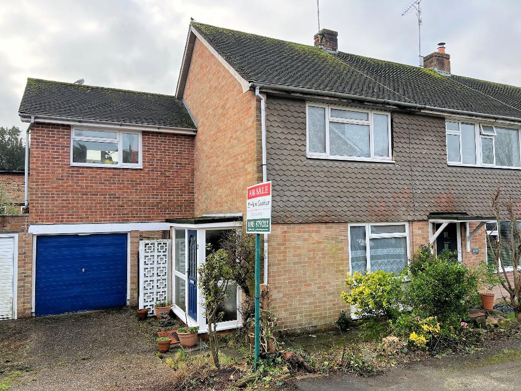 Breach Close, Steyning, West Sussex, BN44 3RZ