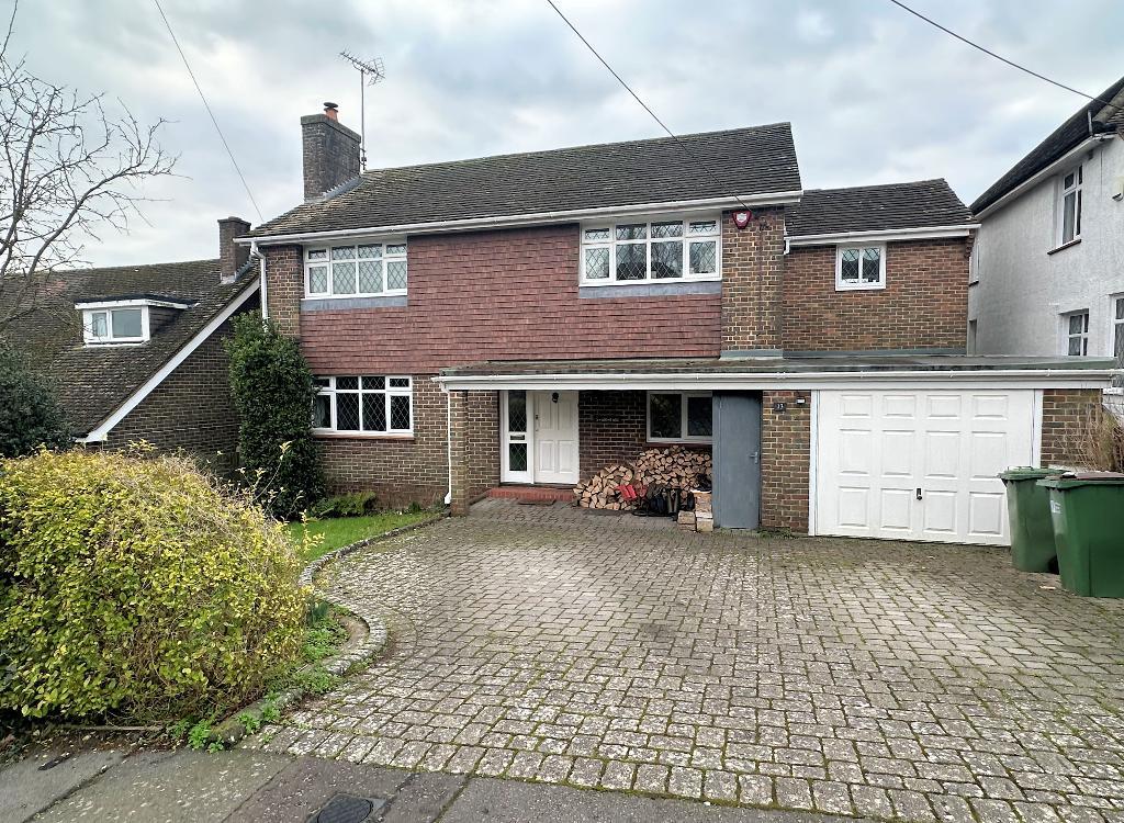 Castle Way, Steyning, West Sussex, BN44 3FG