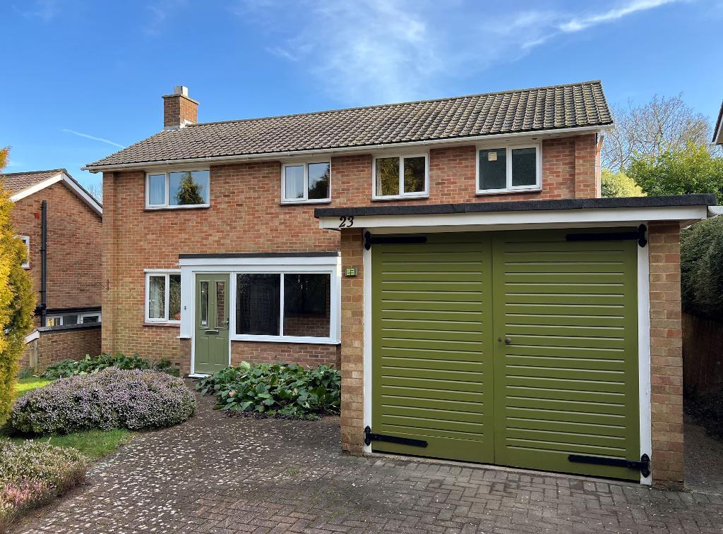 Maudlyn Parkway, Bramber, West Sussex, BN44 3PT
