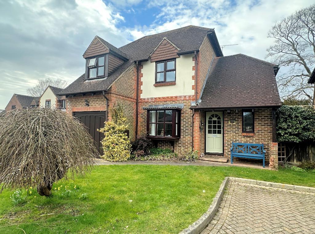 Church Farm Walk, Upper Beeding, West Sussex, BN44 3HD
