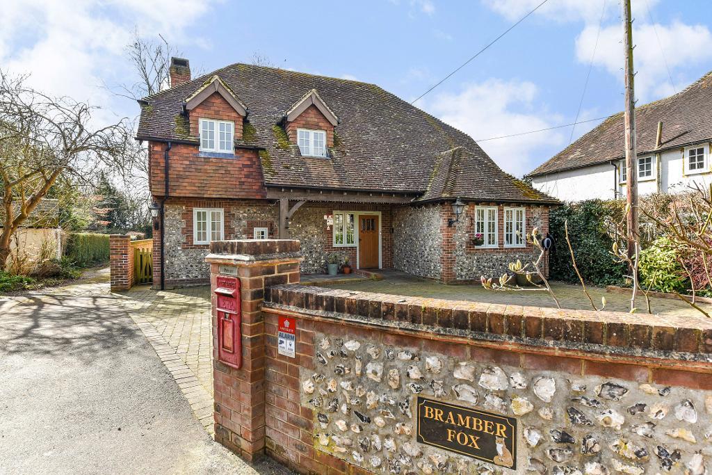 The Street, Bramber, West Sussex, BN44 3WE