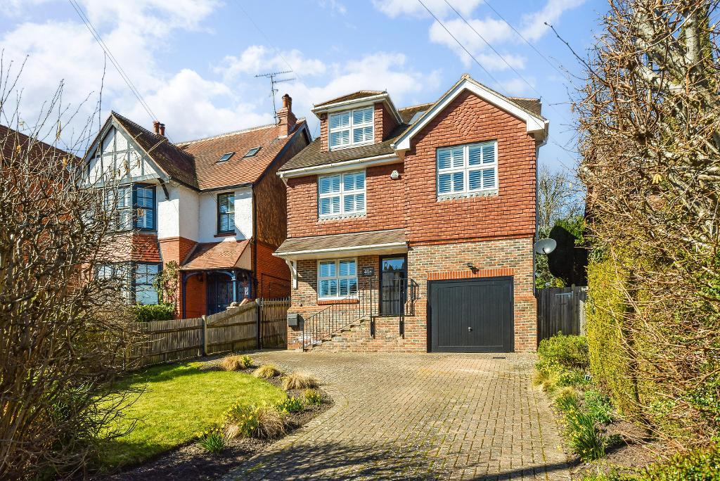 Goring Road, Steyning, BN44 3GF
