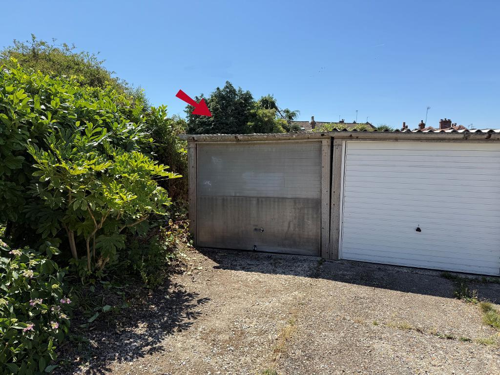 Breach Close, Steyning, West Sussex, BN44 3RZ