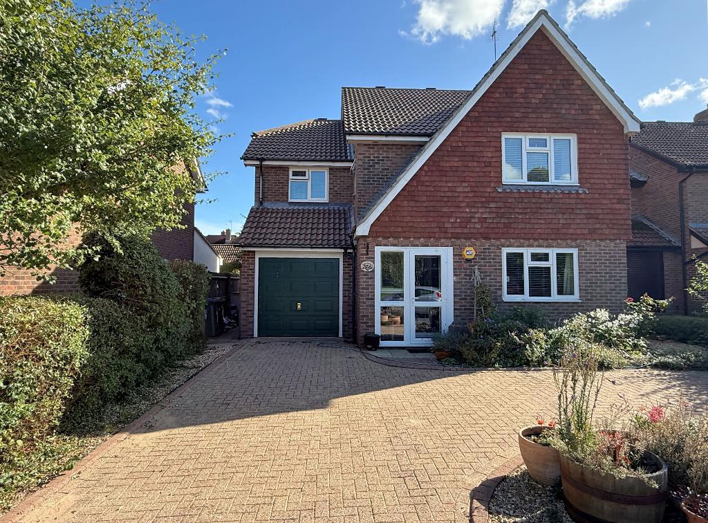 Newham Lane, Steyning, BN44 3LR
