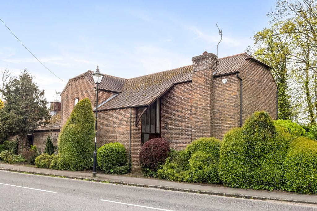 The Street, Bramber, West Sussex, BN44 3WE