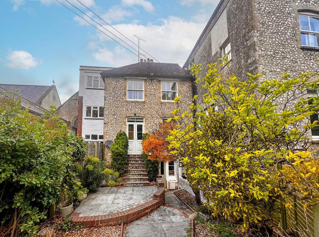 Wykeham Close, Steyning, West Sussex, BN44 3GR